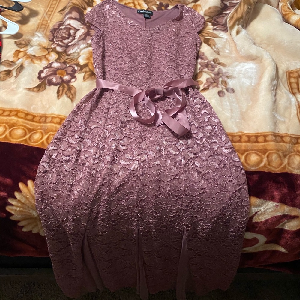 Cute violet dress,